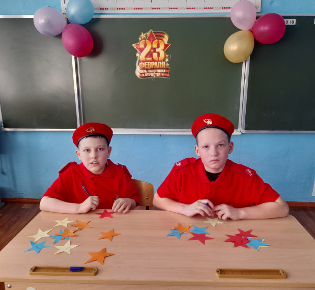 КИНОПОКАЗ «Подвиги детей- героев».